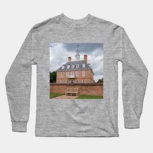 Governor's Mansion in Colonial Williamsburg, Virginia Long Sleeve T-Shirt